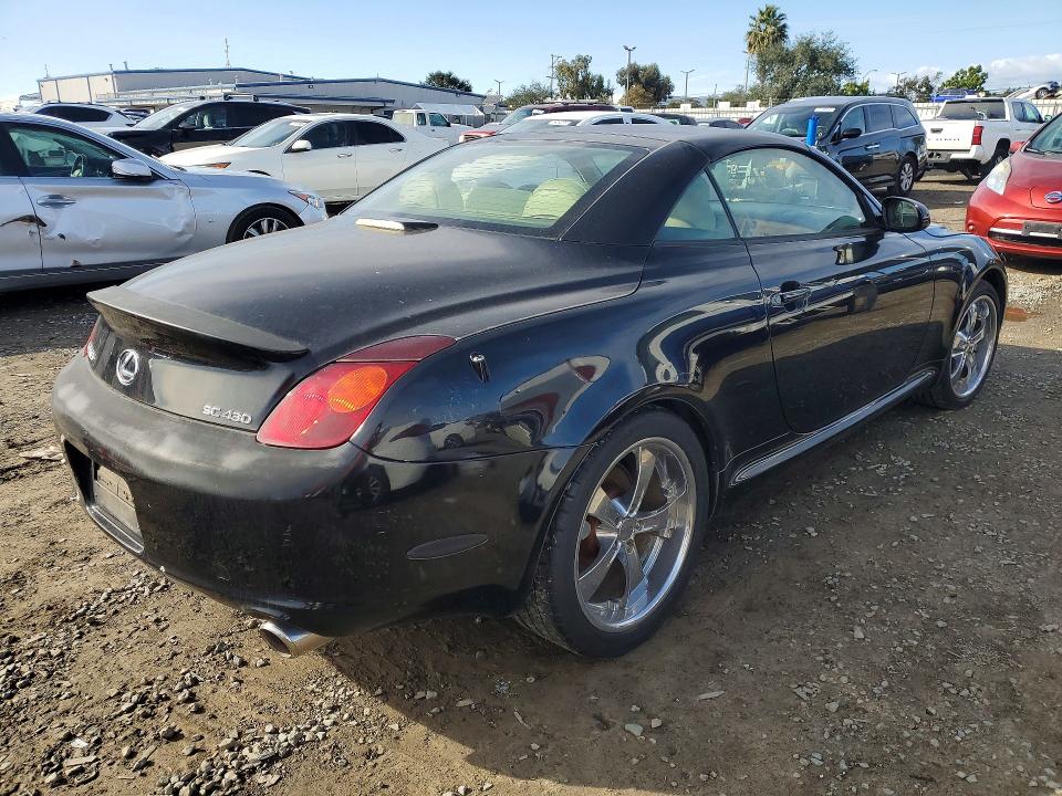 Photo 3 from auction – 2002 LEXUS SC with VIN JTHFN48Y020011434