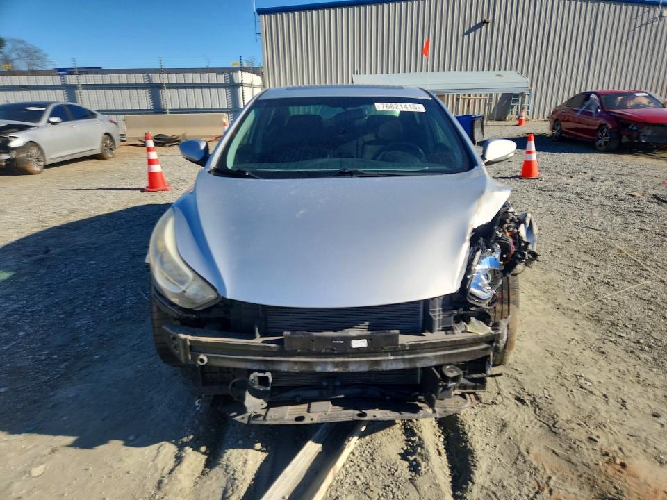 Photo 5 from auction – 2016 HYUNDAI ELANTRA SE with VIN KMHDH4AE8GU490567