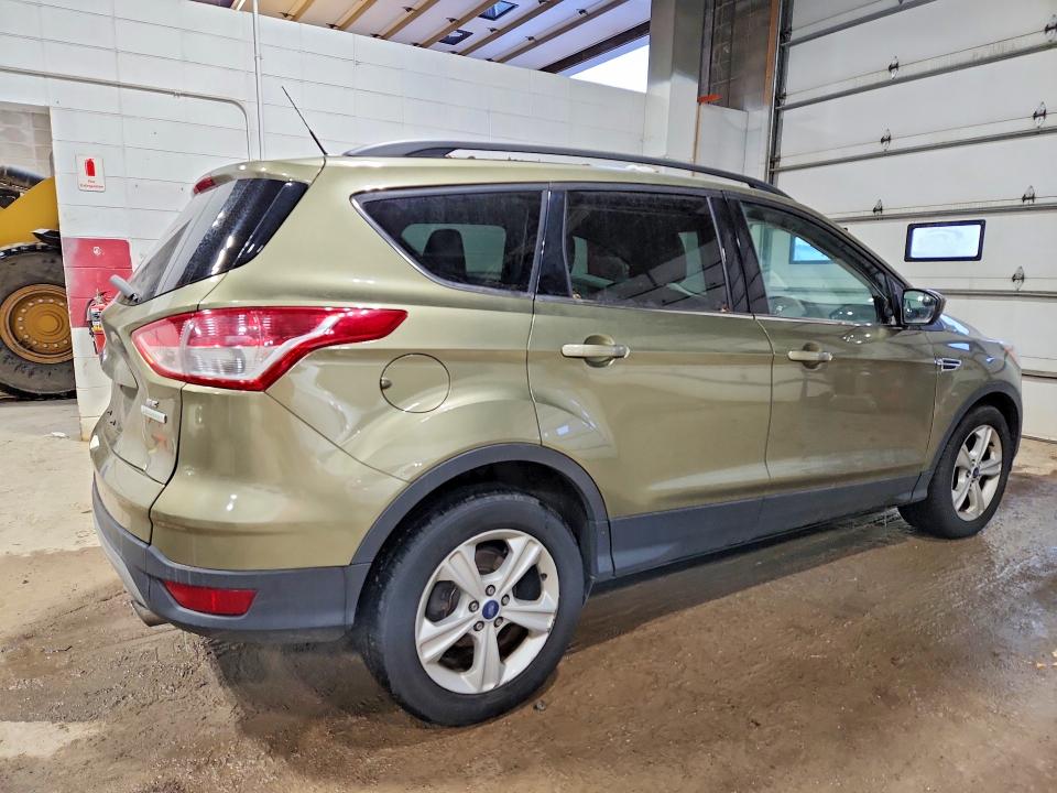 Photo 3 from auction – 2014 FORD ESCAPE SE with VIN 1FMCU0GX5EUA74921