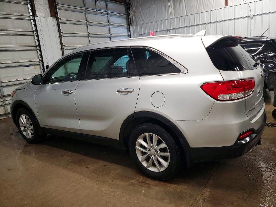 Photo 2 from auction – 2017 KIA SORENTO with VIN 5XYPGDA56HG302264