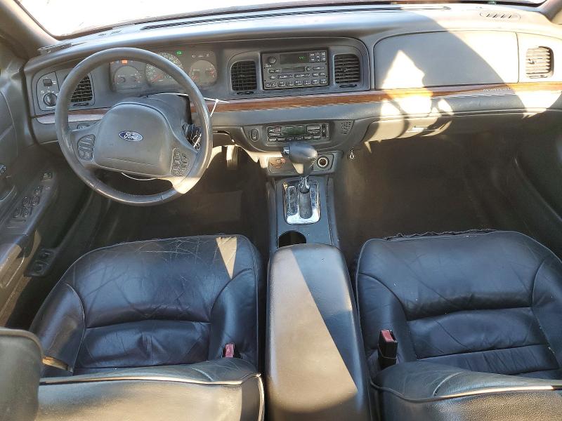 Photo 8 from auction – 2002 FORD CROWN VICT with VIN 2FAFP74W72X103908