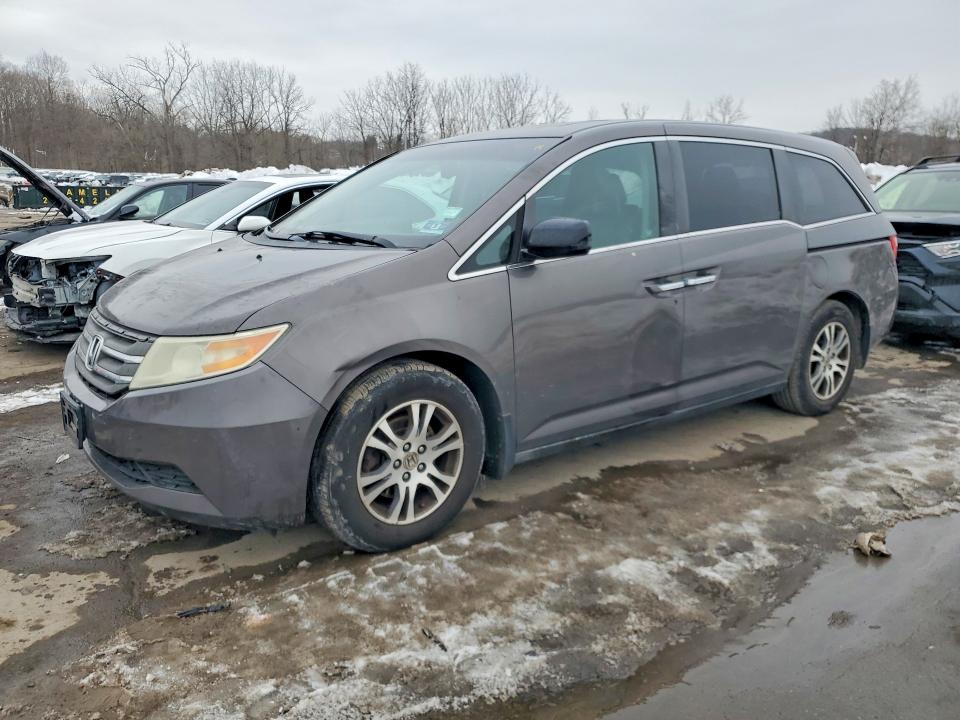 HONDA ODYSSEY EX 2011 with VIN 5FNRL5H64BB007915 - Photo from auction