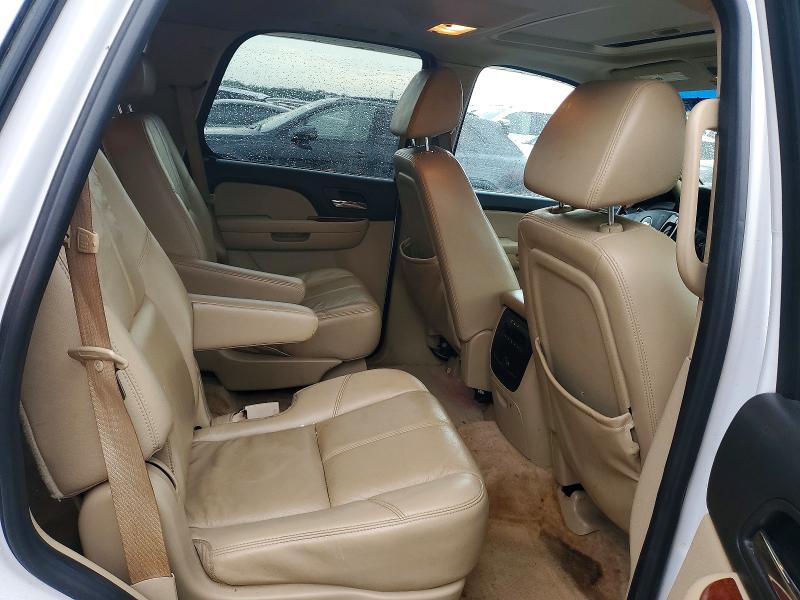 Photo 11 from auction – 2008 CHEVROLET TAHOE with VIN 1GNFC13J68R189442