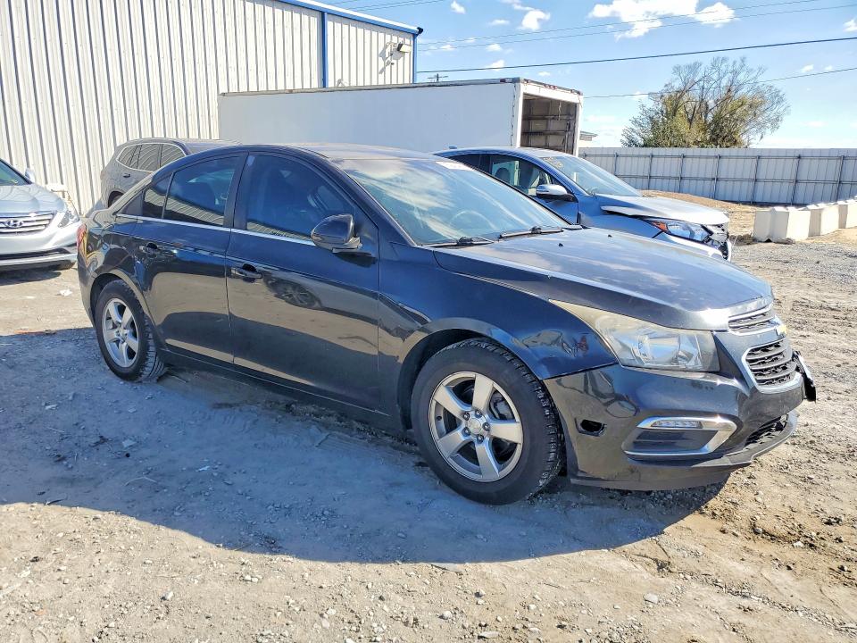 Photo 4 from auction – 2015 CHEVROLET CRUZE with VIN 1G1PC5SB4F7248424