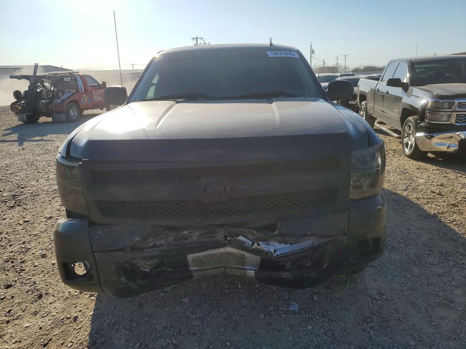 Photo 5 from auction – 2008 CHEVROLET SILVERADO with VIN 1GCEC19008Z252599
