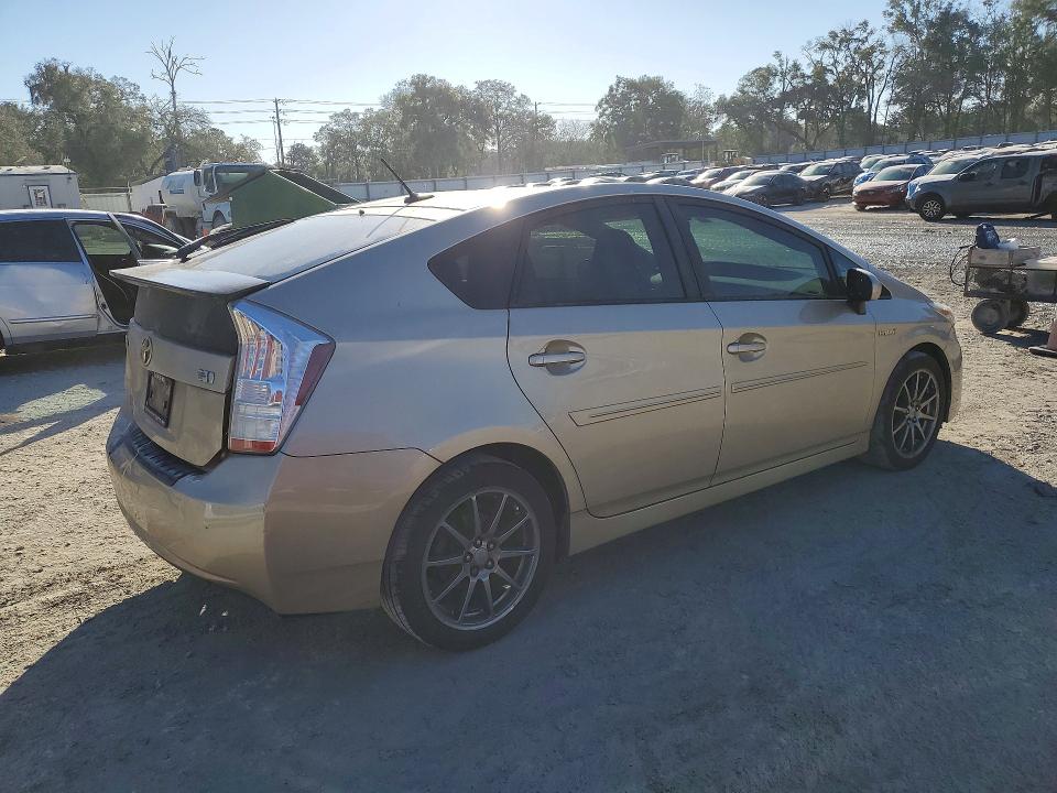 Photo 3 from auction – 2010 TOYOTA PRIUS with VIN JTDKN3DU7A1005779