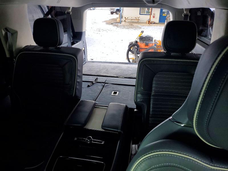 Photo 10 from auction – 2020 LINCOLN NAVIGATOR with VIN 5LMJJ3TT3LEL23693