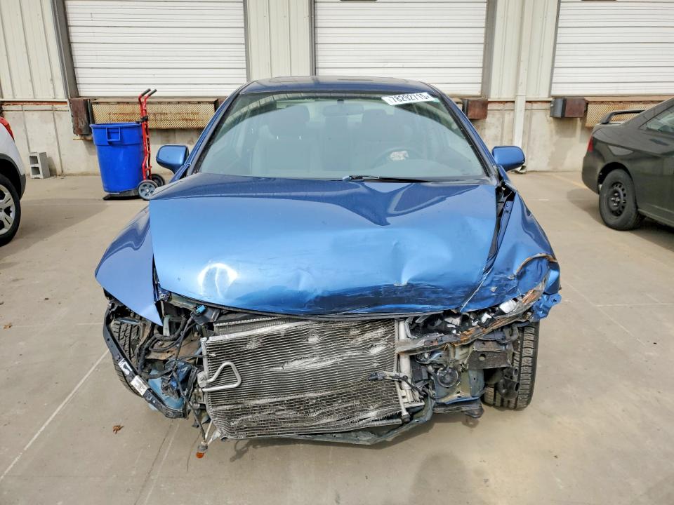 Photo 5 from auction – 2009 HONDA CIVIC with VIN 19XFA16819E018103