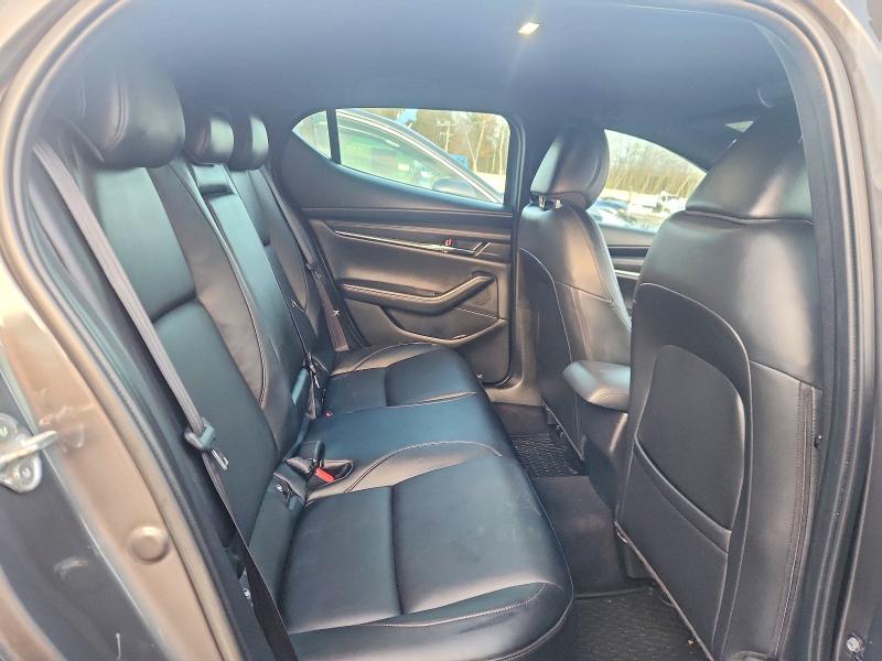 Foto 10 de la subasta – 2019 MAZDA 3 con VIN JM1BPAJM8K1141536