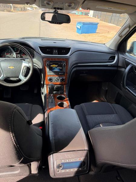 Photo 9 from auction – 2014 CHEVROLET TRAVERSE with VIN 1GNKVHKD0EJ119135