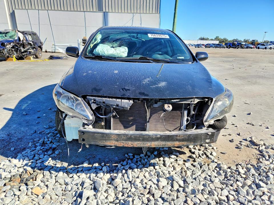 Photo 5 from auction – 2013 TOYOTA COROLLA with VIN 5YFBU4EE0DP214720