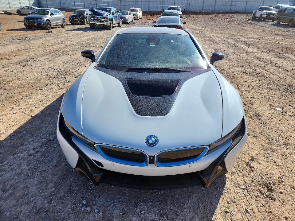 Photo 5 from auction – 2015 BMW I8 with VIN WBY2Z2C57FV391403