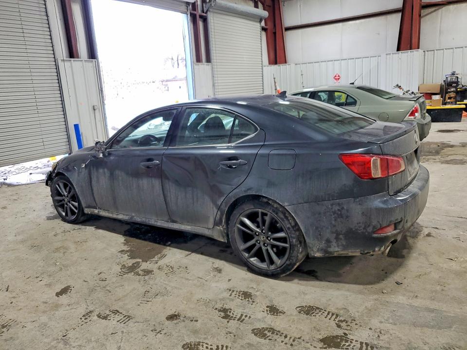 Photo 2 from auction – 2011 LEXUS IS with VIN JTHBF5C20B5155590