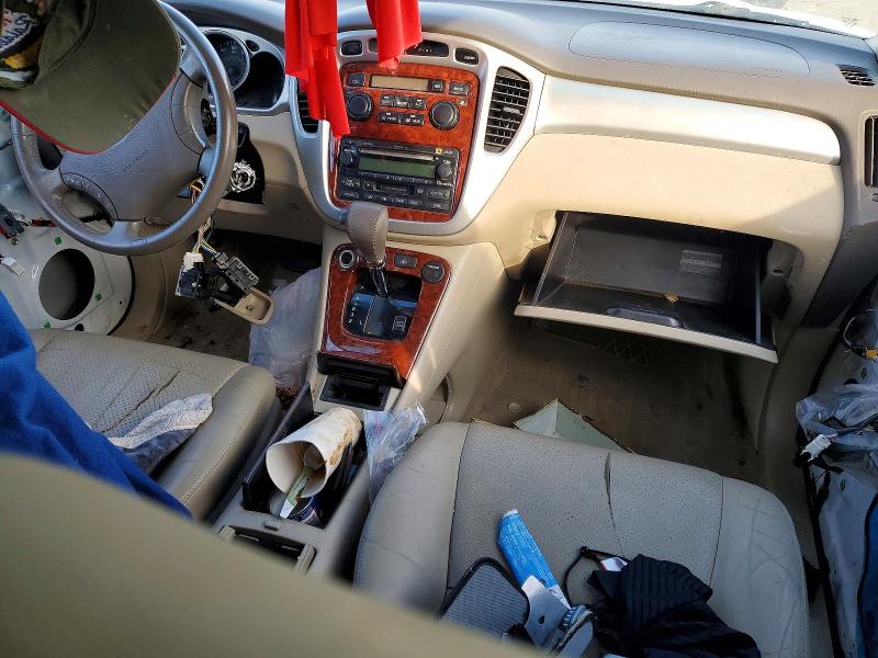 Photo 8 from auction – 2004 TOYOTA HIGHLANDER with VIN JTEEP21A940030801