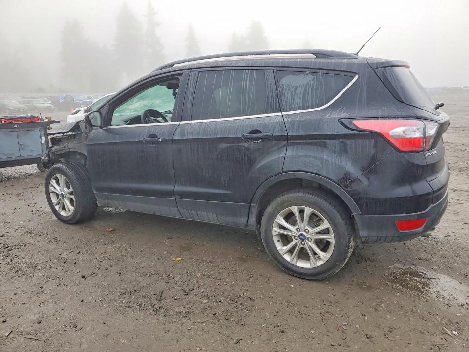 Photo 2 from auction – 2018 FORD ESCAPE SE with VIN 1FMCU0GD8JUC90150