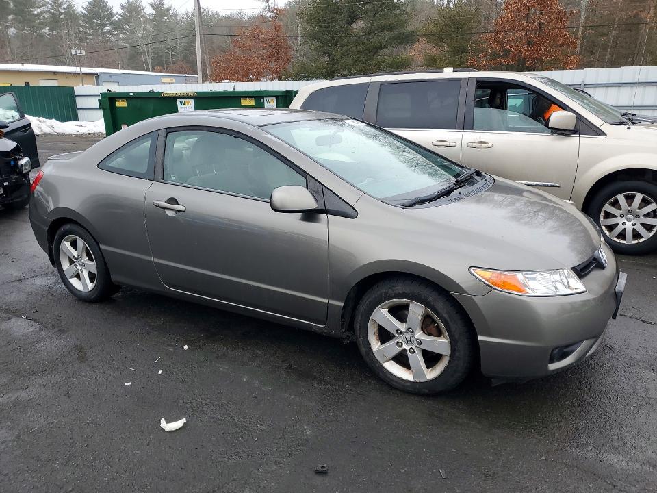 Photo 4 from auction – 2006 HONDA CIVIC with VIN 2HGFG12896H584290