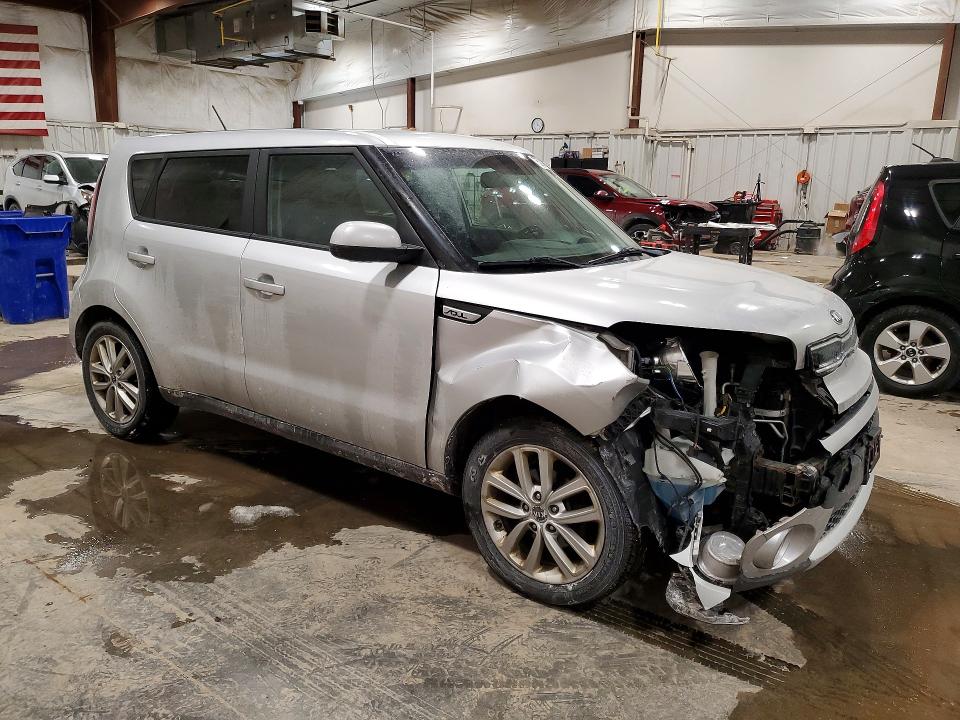 Photo 4 from auction – 2017 KIA SOUL + with VIN KNDJP3A59H7476794