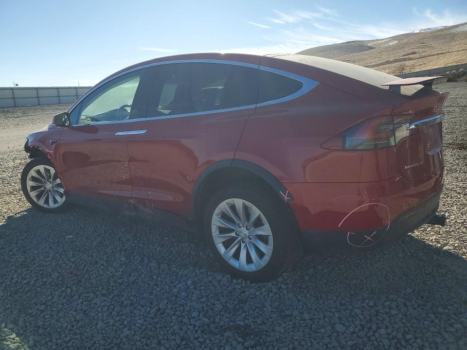 Photo 2 from auction – 2017 TESLA MODEL X with VIN 5YJXCBE20HF068453