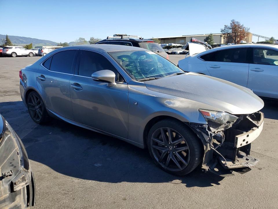 Photo 4 from auction – 2015 LEXUS IS 350 with VIN JTHBE1D26F5022011