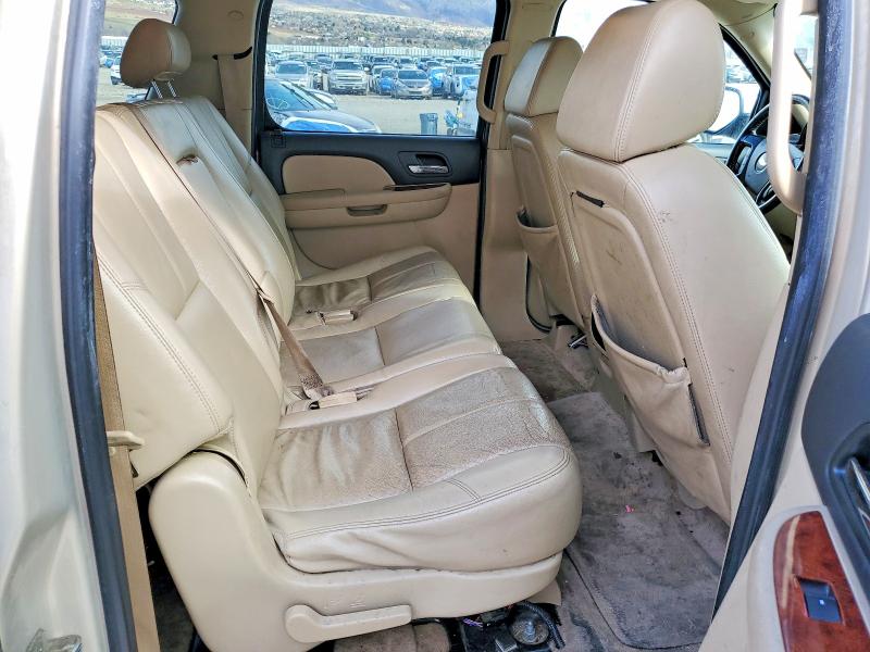 Photo 11 from auction – 2008 CHEVROLET SUBURBAN K with VIN 3GNGK26K48G220611