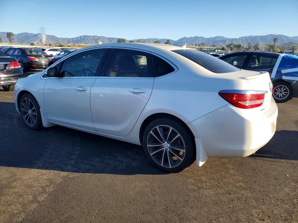 Photo 2 from auction – 2016 BUICK VERANO with VIN 1G4PW5SK2G4167368
