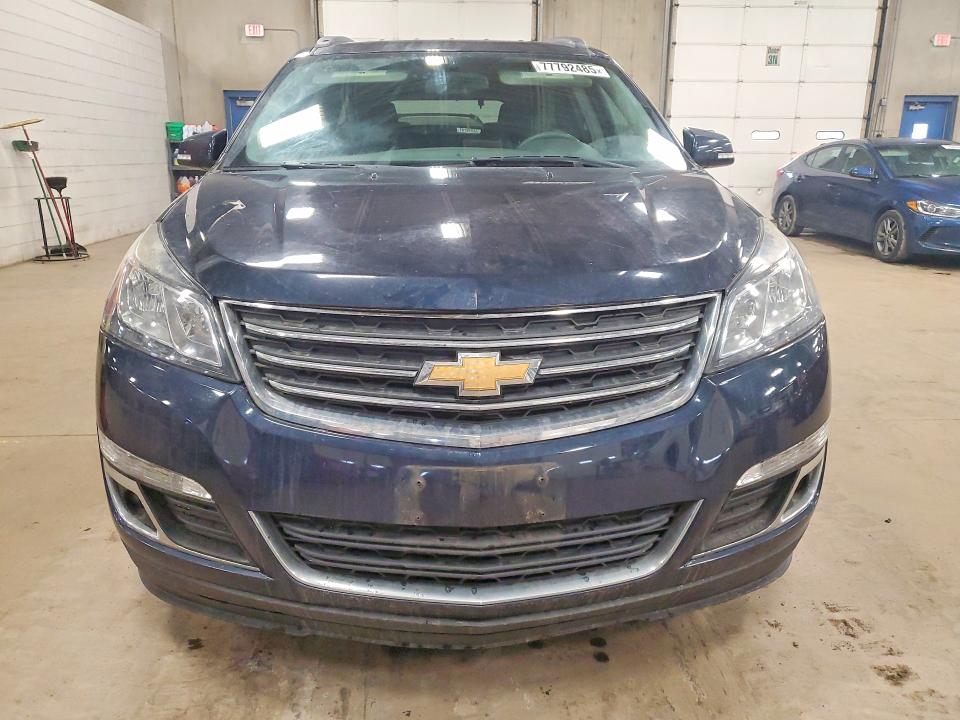 Photo 5 from auction – 2017 CHEVROLET TRAVERSE L with VIN 1GNKRGKD9HJ187615