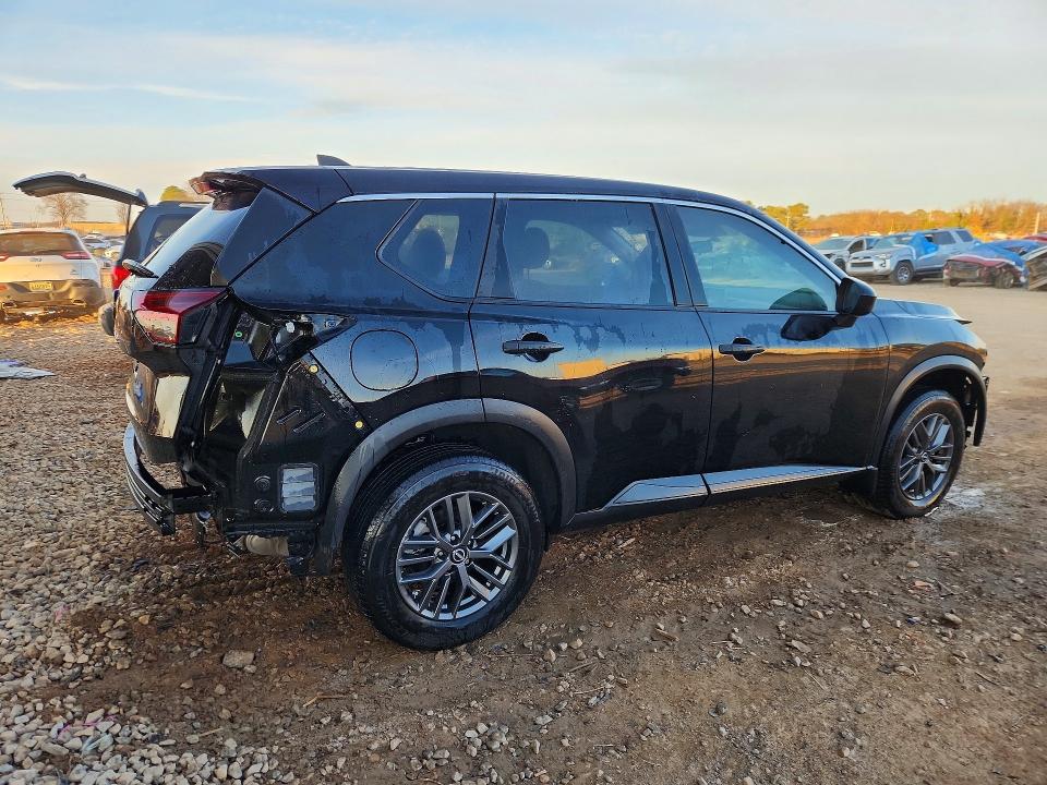 Photo 3 from auction – 2023 NISSAN ROGUE with VIN 5N1BT3AA5PC916329