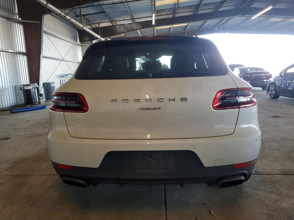 Photo 6 from auction – 2018 PORSCHE MACAN with VIN WP1AA2A58JLB14754