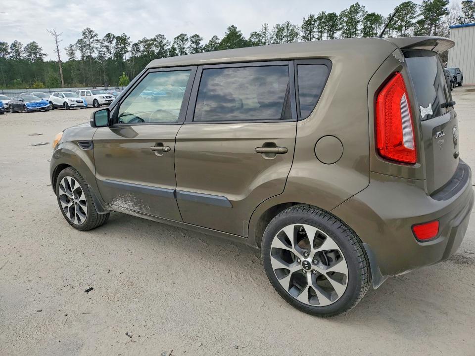 Photo 2 from auction – 2012 KIA SOUL with VIN KNDJT2A62C7471623
