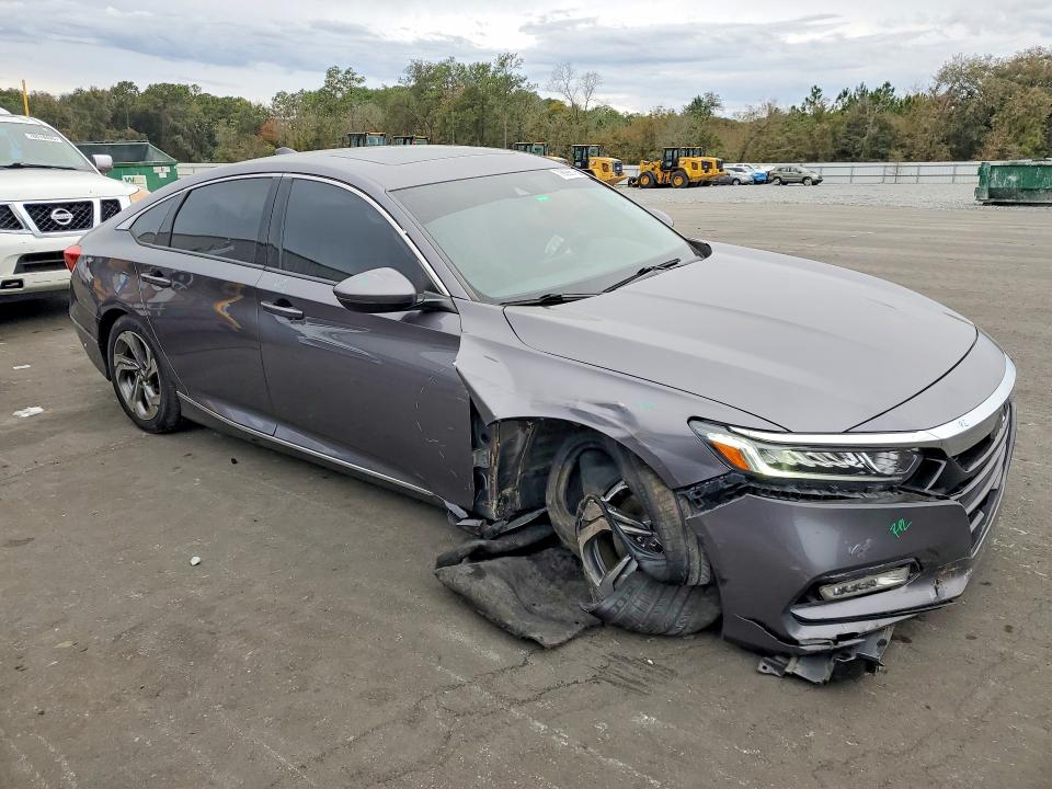 Photo 4 from auction – 2018 HONDA ACCORD with VIN 1HGCV2F56JA019128
