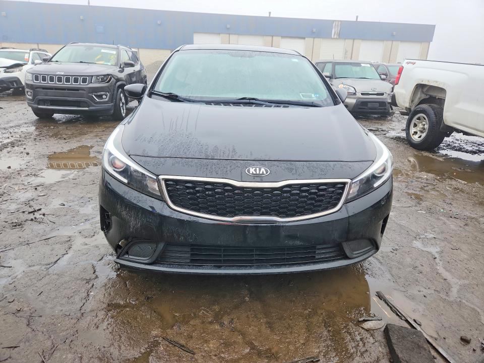 Photo 5 from auction – 2017 KIA FORTE with VIN 3KPFK4A75HE042920
