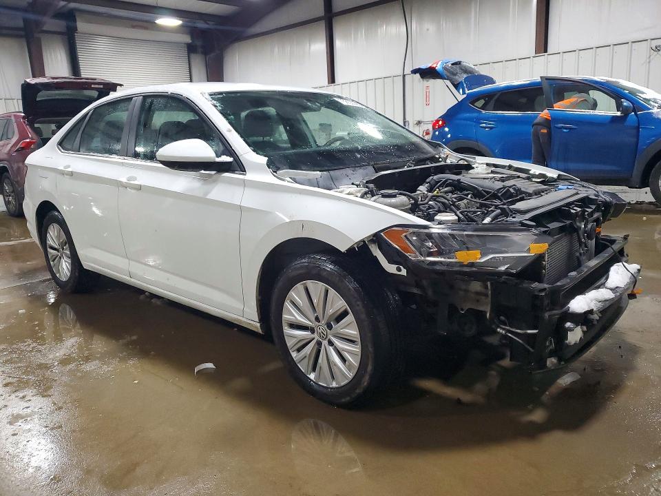 Photo 4 from auction – 2019 VOLKSWAGEN JETTA with VIN 3VWC57BU4KM062067