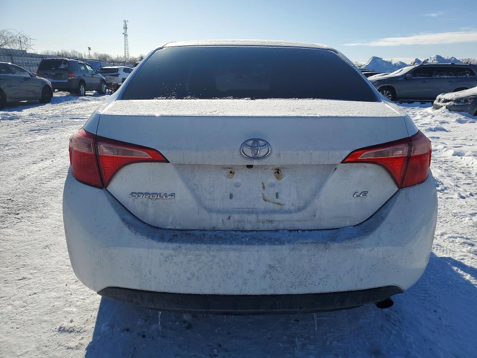 Photo 6 from auction – 2018 TOYOTA COROLLA L with VIN 2T1BURHE4JC117699