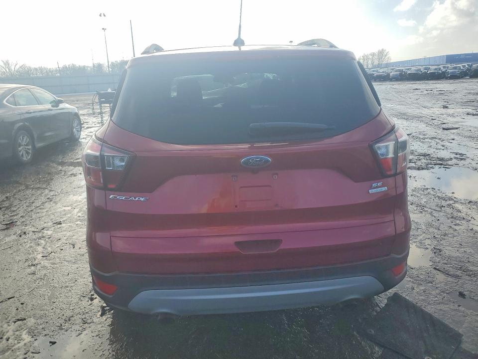 Photo 6 from auction – 2017 FORD ESCAPE with VIN 1FMCU0GD5HUC23418