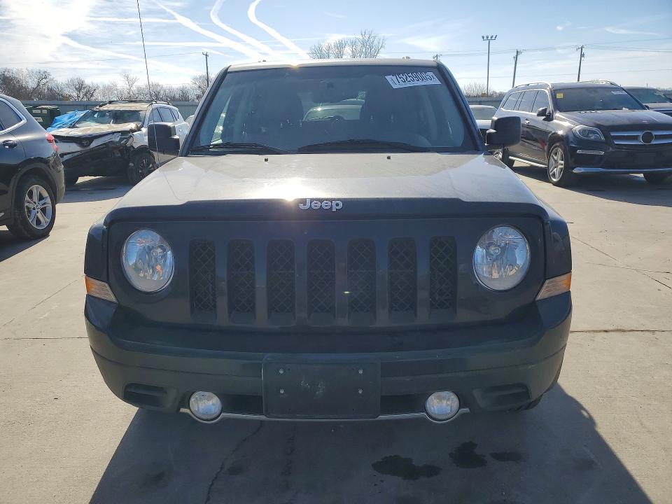 Photo 5 from auction – 2016 JEEP PATRIOT with VIN 1C4NJPFA2GD589258