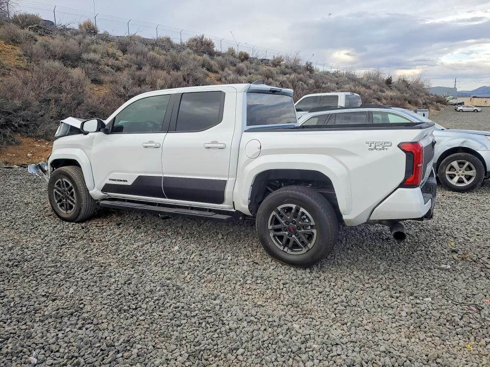 Photo 2 from auction – 2026 TOYOTA TACOMA with VIN 3TMLB5JN0TM223770