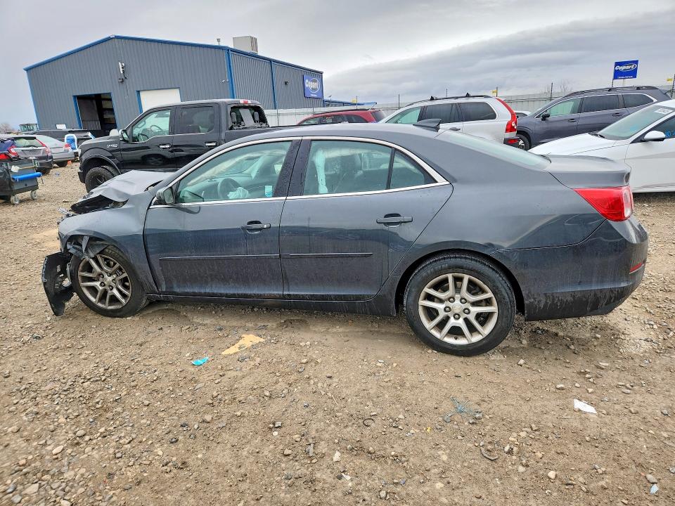 Photo 2 from auction – 2015 CHEVROLET MALIBU with VIN 1G11C5SL0FF332146