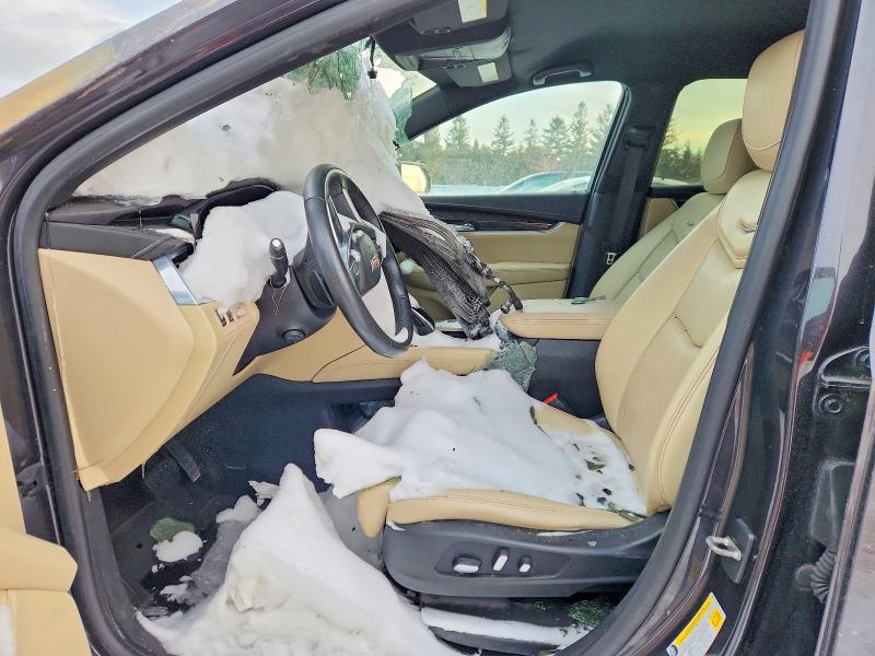 Photo 7 from auction – 2017 CADILLAC XT5 with VIN 1GYKNARS1HZ223735