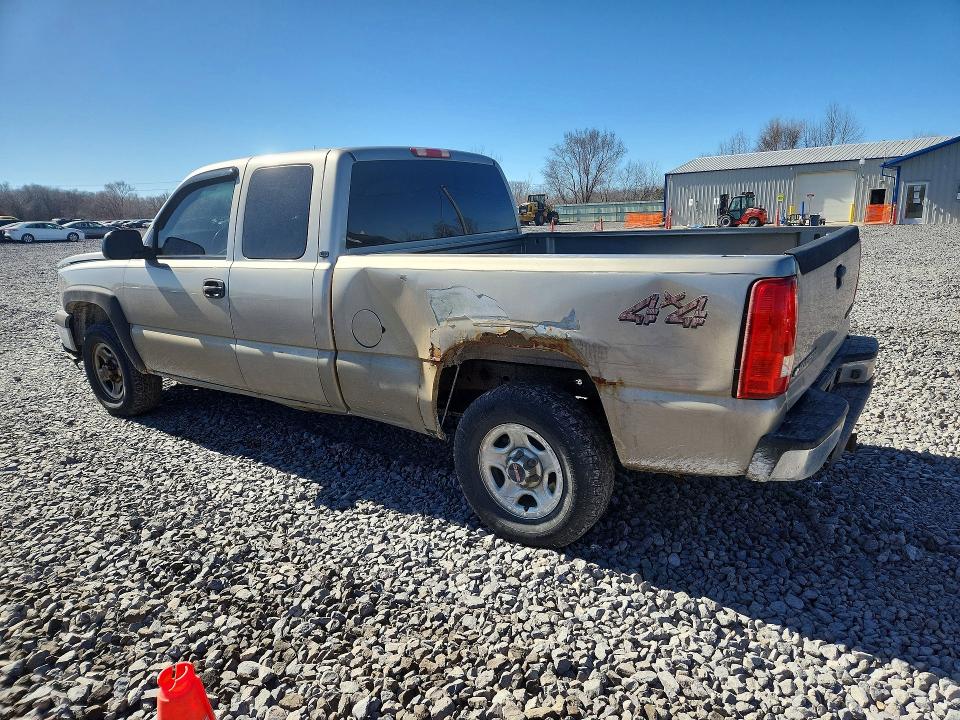 Photo 2 from auction – 2003 CHEVROLET SILVERADO with VIN 2GCEK19T331125814