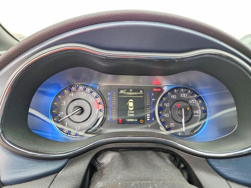 Photo 9 from auction – 2015 CHRYSLER 200 with VIN 1C3CCCBB2FN629473