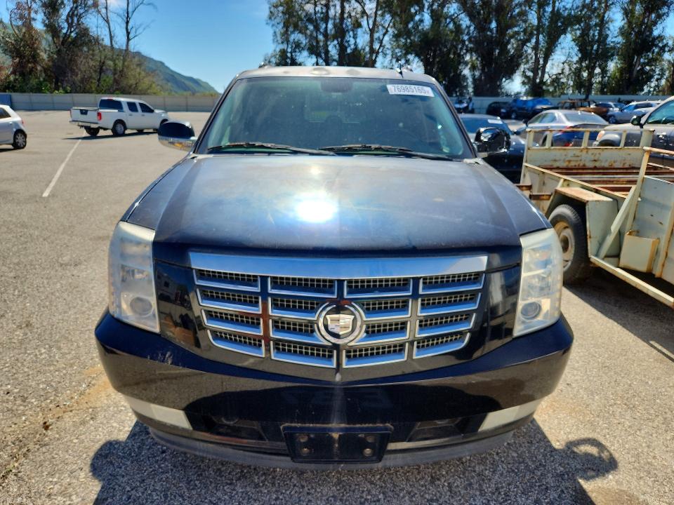 Photo 5 from auction – 2010 CADILLAC ESCALADE with VIN 1GYUCJEF0AR263401