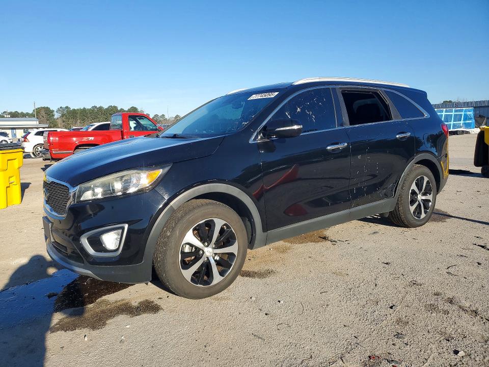 Photo 1 from auction – 2017 KIA SORENTO with VIN 5XYPH4A54HG275739