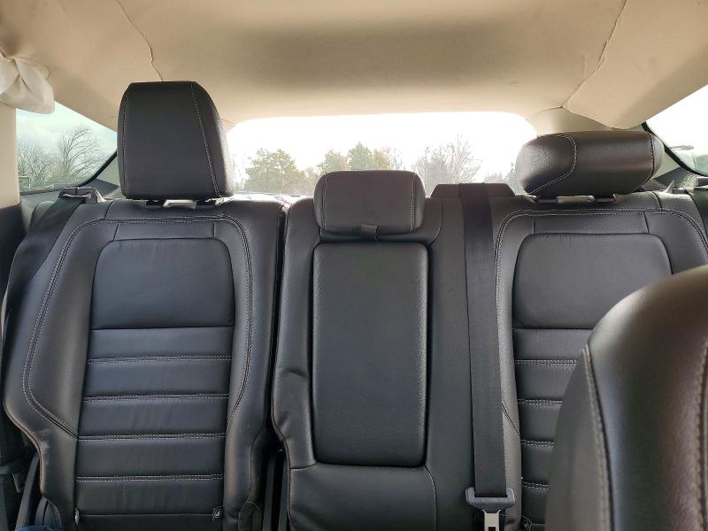 Photo 10 from auction – 2018 FORD ESCAPE with VIN 1FMCU0HD5JUA21473