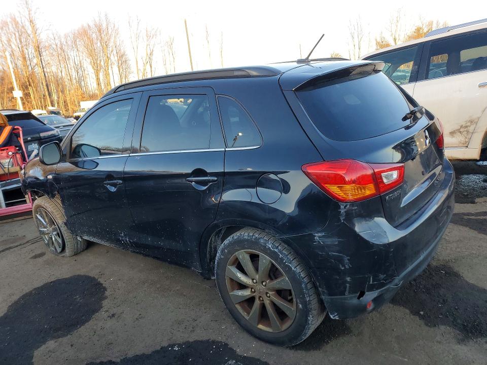 Photo 2 from auction – 2013 MITSUBISHI OUTLANDER with VIN 4A4AR5AU5DE018679