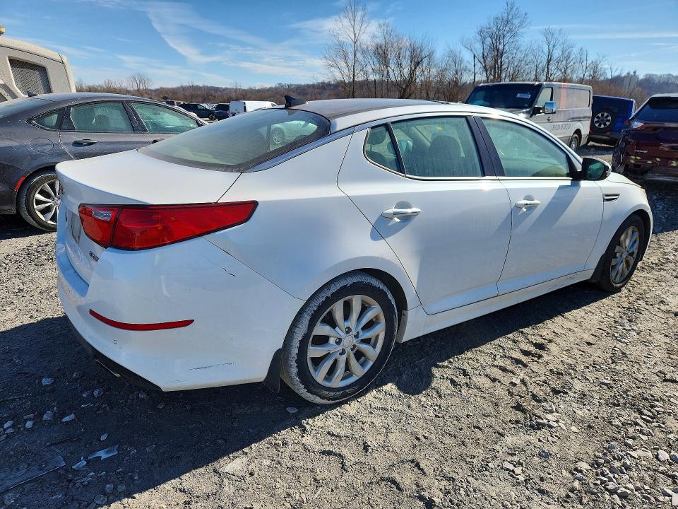 Photo 3 from auction – 2015 KIA OPTIMA with VIN 5XXGN4A74FG402050