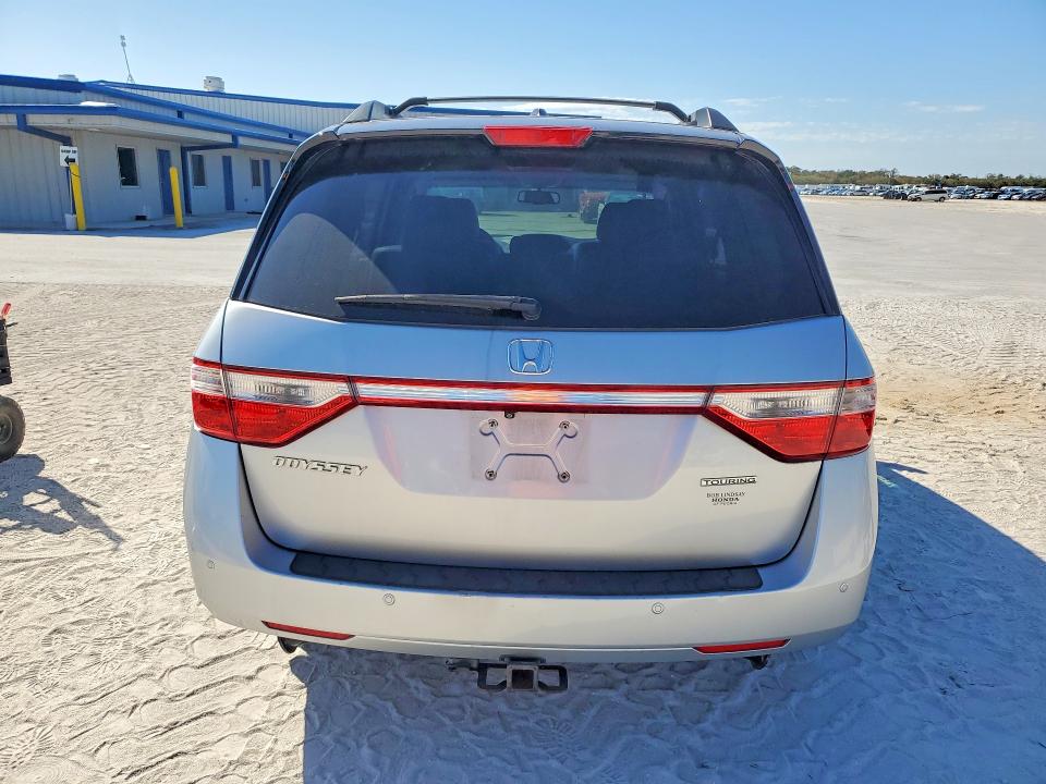 Photo 6 from auction – 2012 HONDA ODYSSEY with VIN 5FNRL5H98CB101601