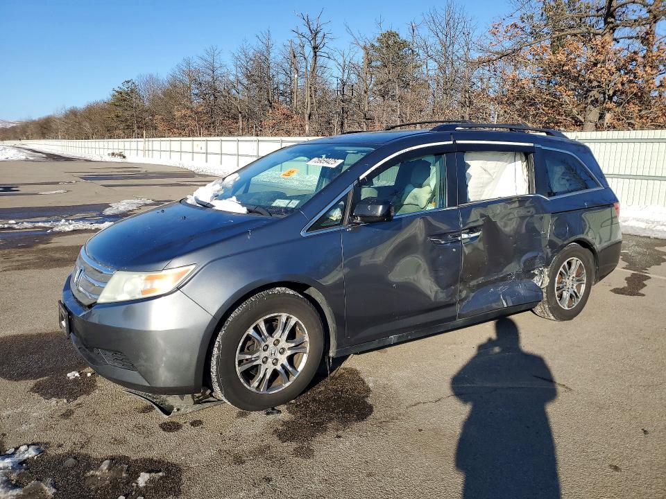 HONDA ODYSSEY EX 2013 with VIN 5FNRL5H40DB058460 - Photo from auction