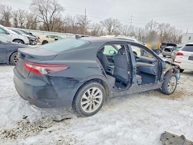 Photo 3 from auction – 2022 TOYOTA CAMRY with VIN 4T1C11BK7NU070203