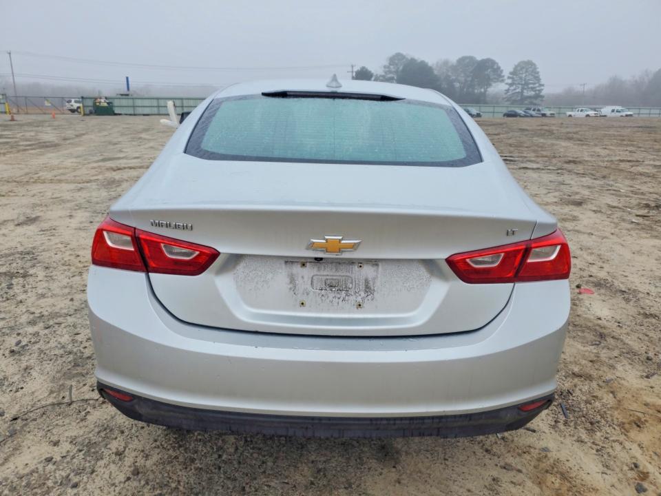 Photo 6 from auction – 2016 CHEVROLET MALIBU LT with VIN 1G1ZE5ST3GF294765