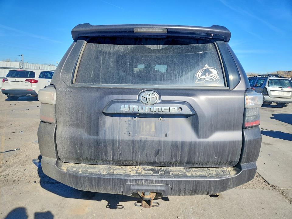 Photo 6 from auction – 2015 TOYOTA 4RUNNER SR with VIN JTEBU5JR0F5241393